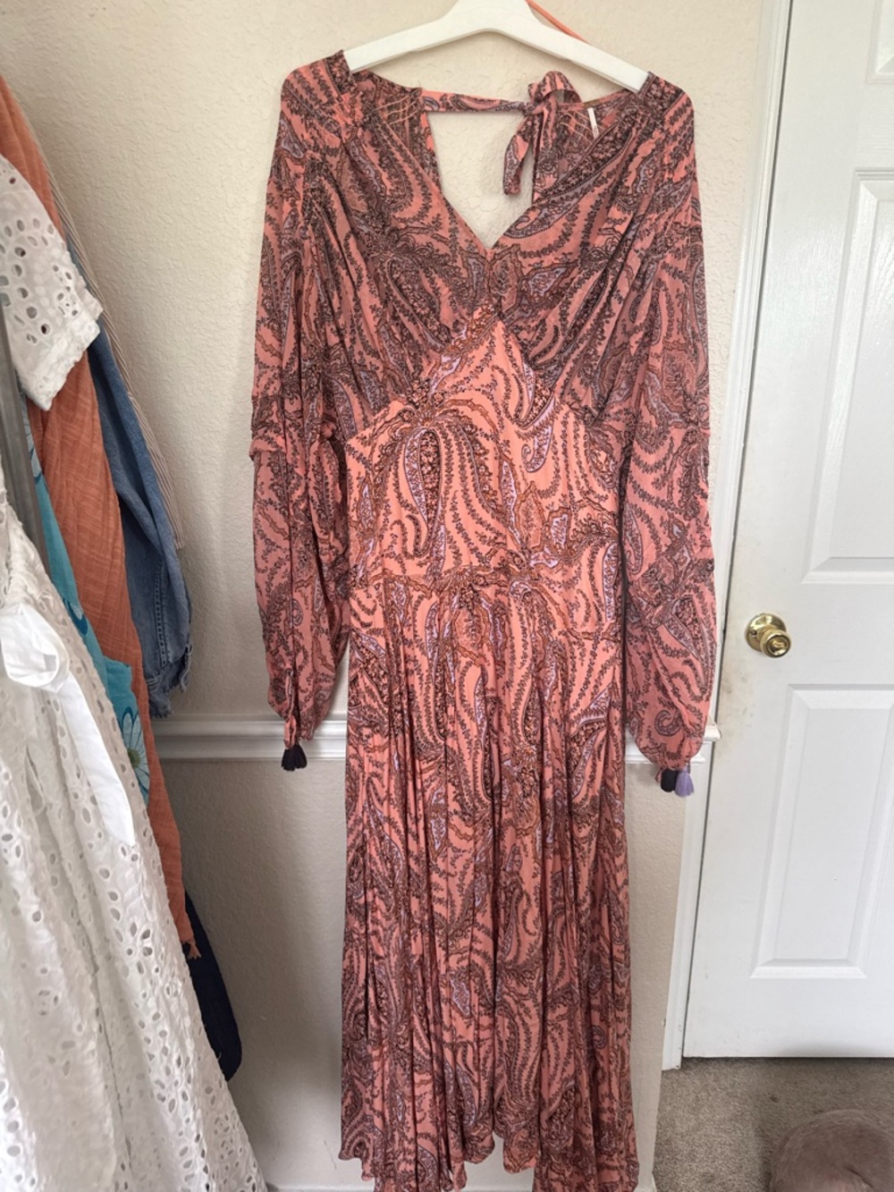 Free People Mirage Boho Printed Maxi Dress in Orange Maxikjole size 10 - Picture 4 of 16